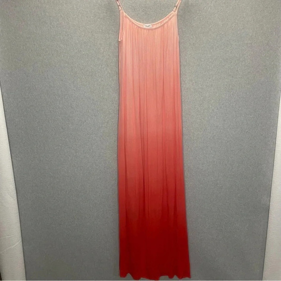 Splendid Ombré Voile Shirred Maxi Dress - Picture 7 of 11